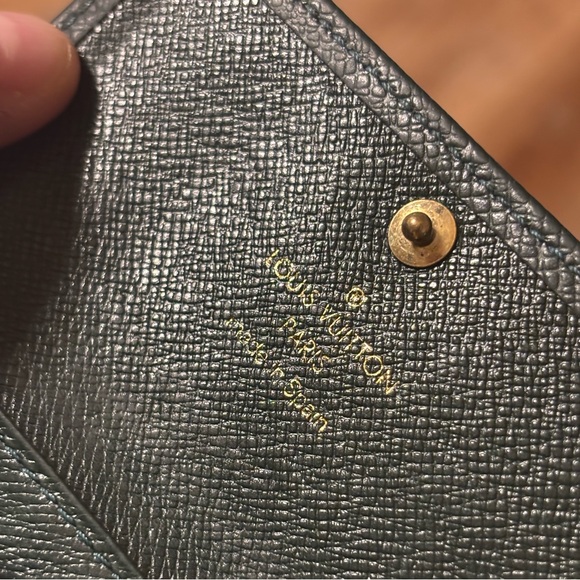 SALE OLD MONEY Louis Vuitton Leather 4Key Holder Taiga Green AUTHENTIC 3.75x2.75 - Picture 6 of 14